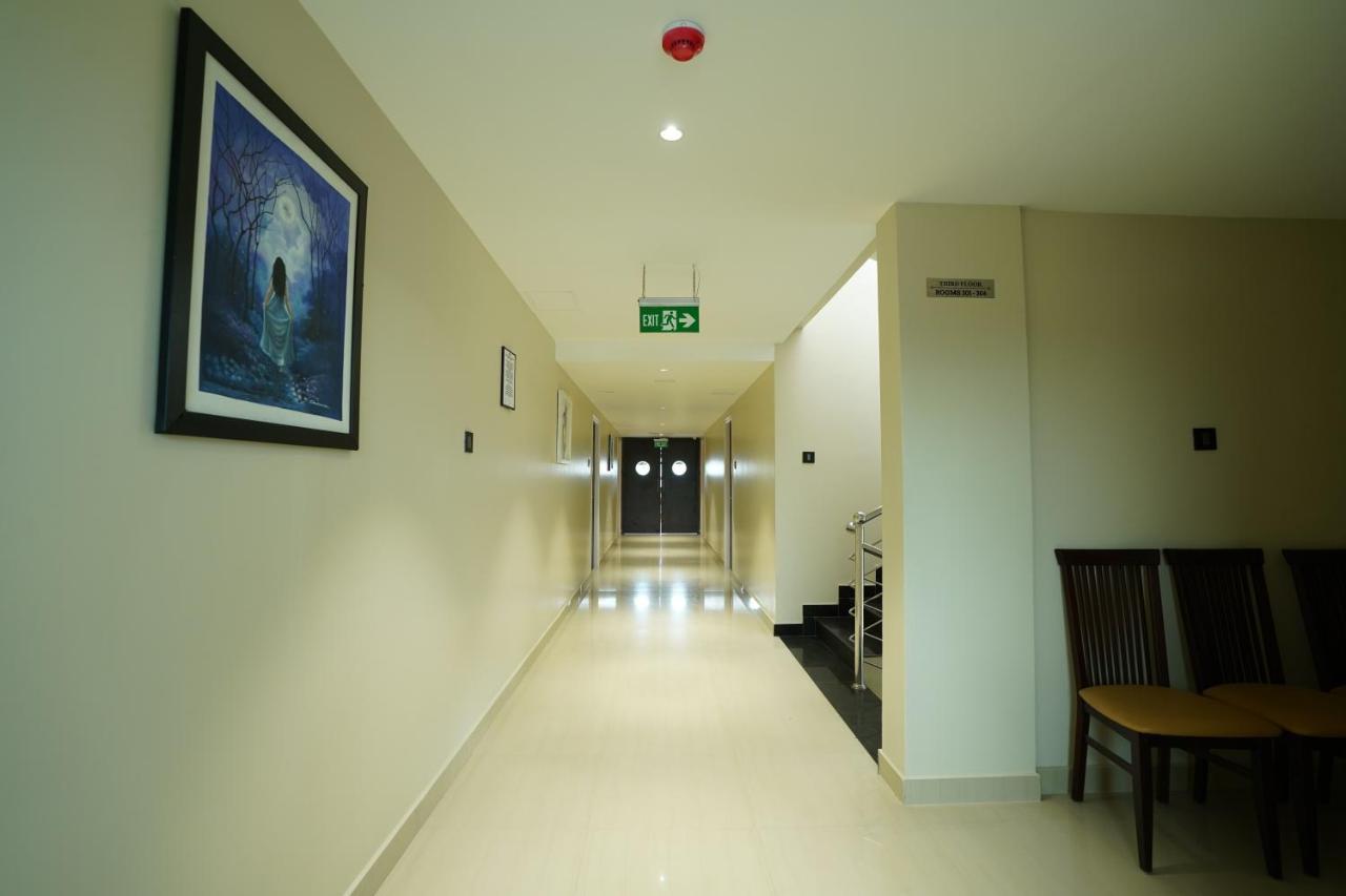 Neyyar Residency Hotel Neyyattinkara ภายนอก รูปภาพ